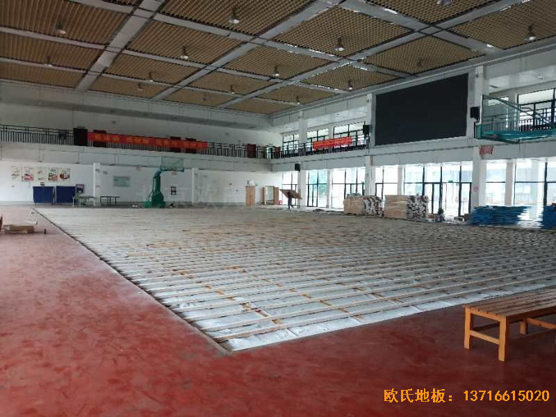 廣西來賓市較好的中學(xué)運(yùn)動(dòng)地板施工案例