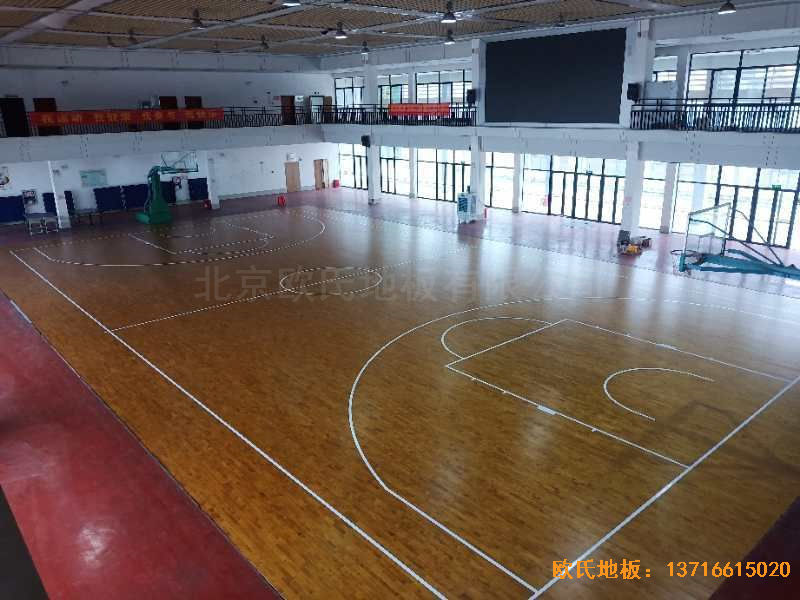 廣西來賓市較好的中學(xué)運(yùn)動(dòng)地板施工案例