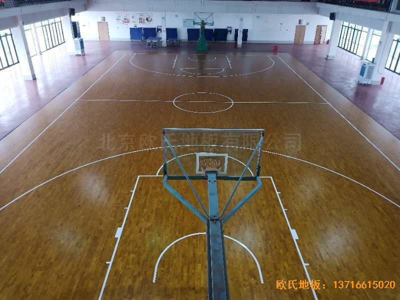 廣西來賓市較好的中學(xué)運(yùn)動(dòng)地板施工案例